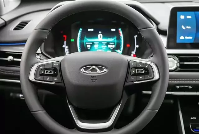 فرمان با قابلیت تنظیم 4 جهته ایکس‌۵۵ پرو،  X55 Pro