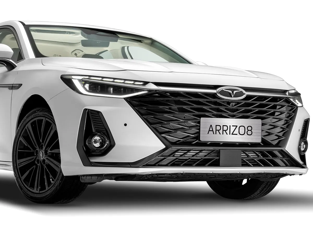 طراحی نوین جلو پنجره آریزو ۸ فونیکس(Arrizo 8 excellent)